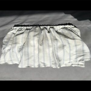 American Eagle Flowy Strapless Top